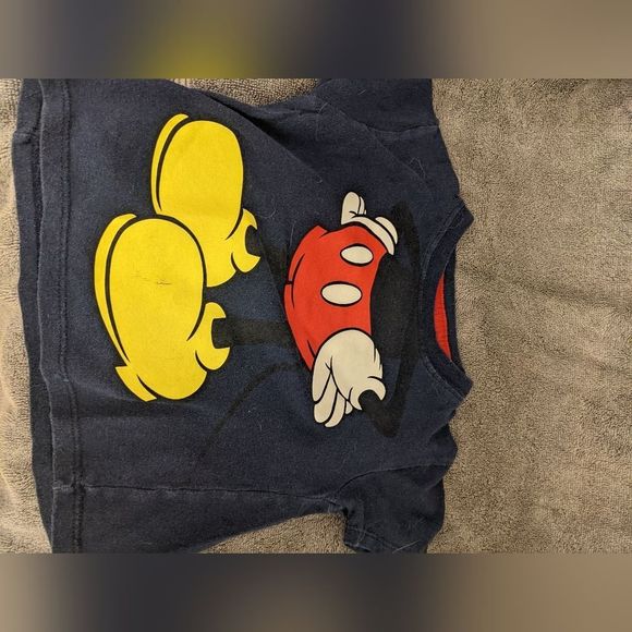 Mickey mouse 3T shirt bundle - Picture 4 of 9